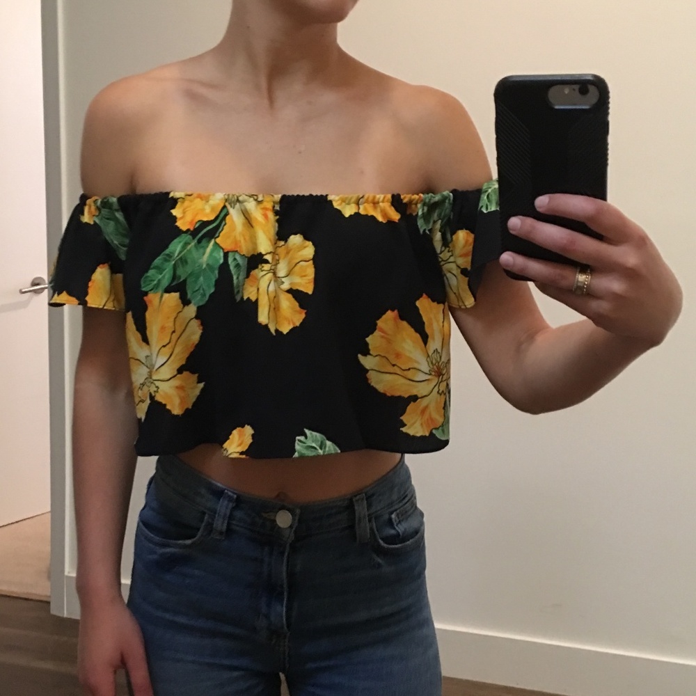 Zara floral crop top